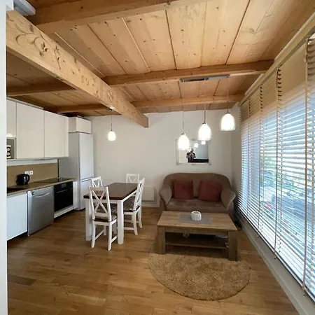 Super Klimat ,apartamenty Dla Rodzin !!!